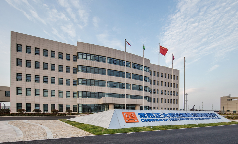 辦(ban)公(gong)傢具(ju)配(pei)套(tao)定(ding)製案(an)例實拍