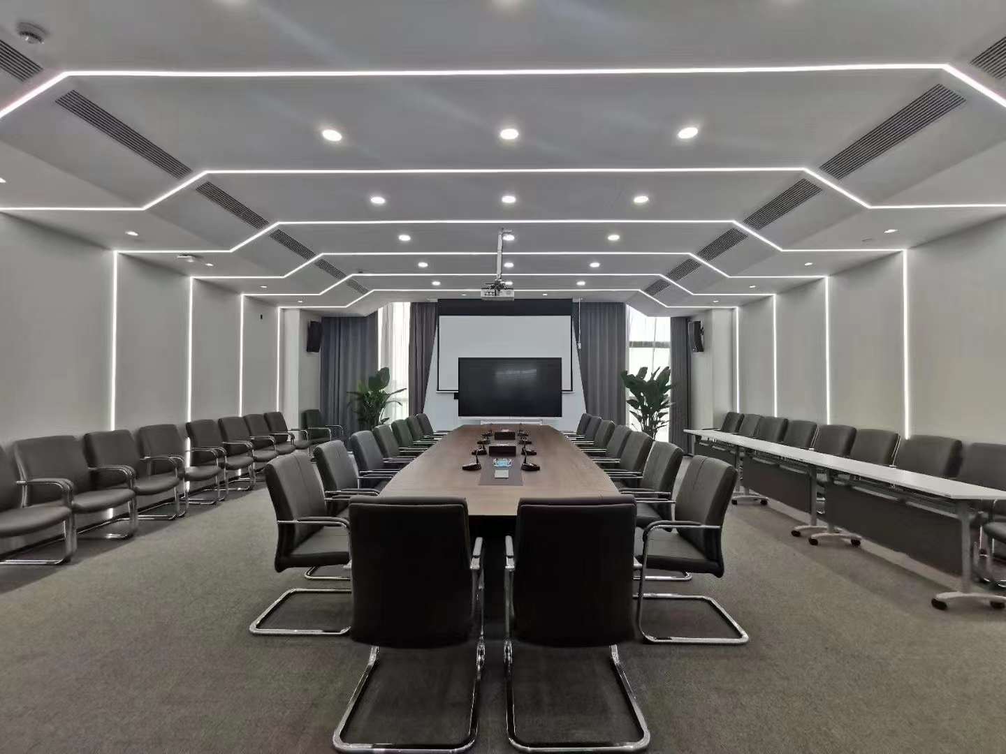 無錫辦公傢(jia)具(ju)配(pei)套